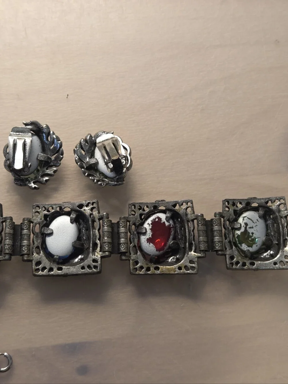 Vintage Iridescent Glass Cabochon Bracelet Earrings Set Silver Tone